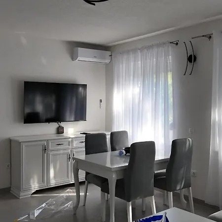 Bioland Apartament *